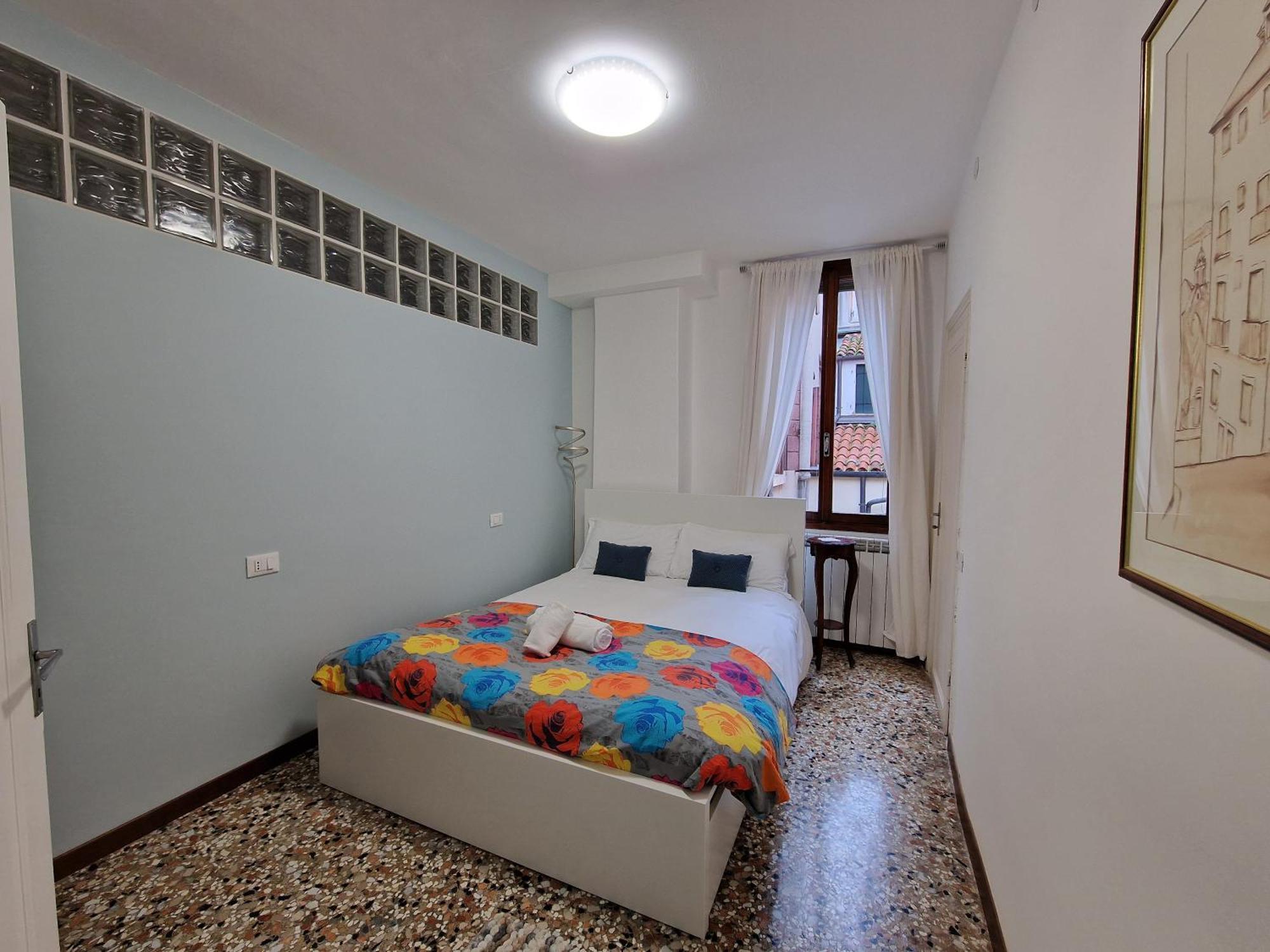 Veneziacentopercento La Forcola Apartment, Next To Rialto Bridge ภายนอก รูปภาพ