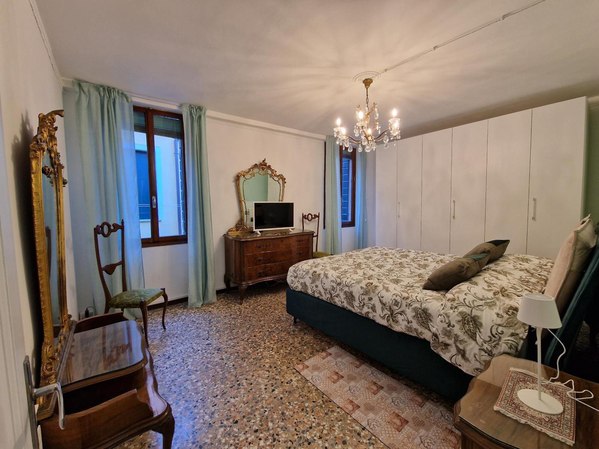 Veneziacentopercento La Forcola Apartment, Next To Rialto Bridge ภายนอก รูปภาพ