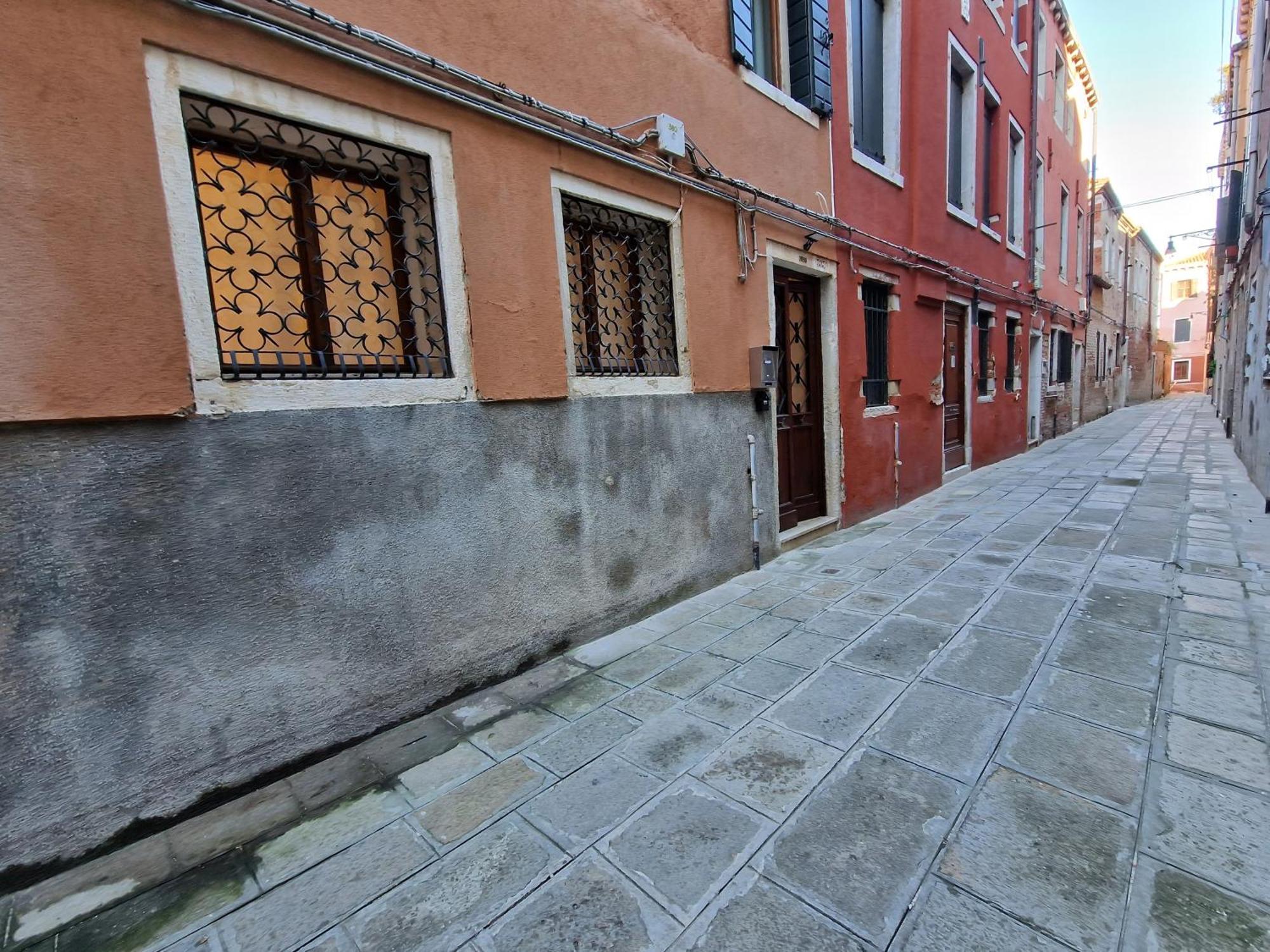 Veneziacentopercento La Forcola Apartment, Next To Rialto Bridge ภายนอก รูปภาพ